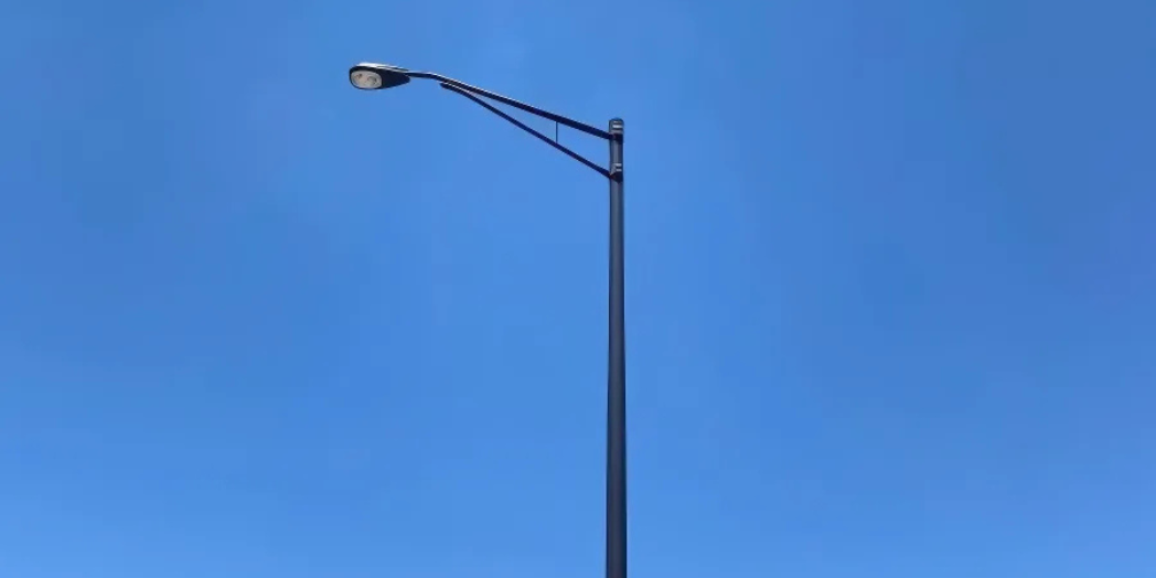 Black streetlight