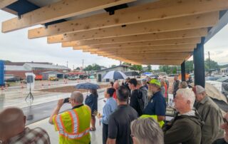 Salem ribbon-cutting